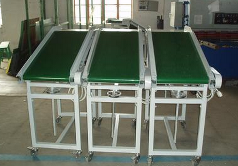 大傾角皮帶輸送機